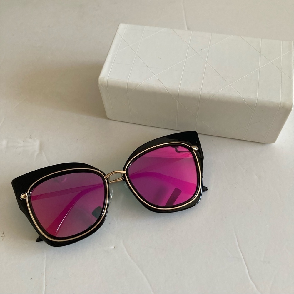 New Thick Frame Cat Eye Sunglasses Black Gold Pink